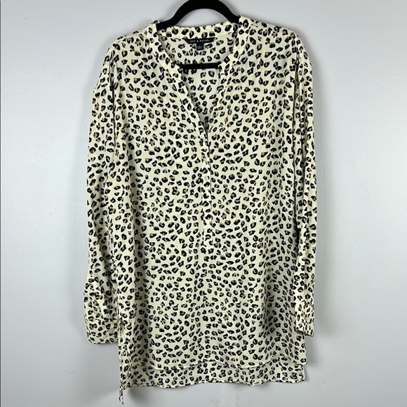 Zac & Rachel Leopard Print Long Sleeve Blouse Size Large - Picture 2 of 8